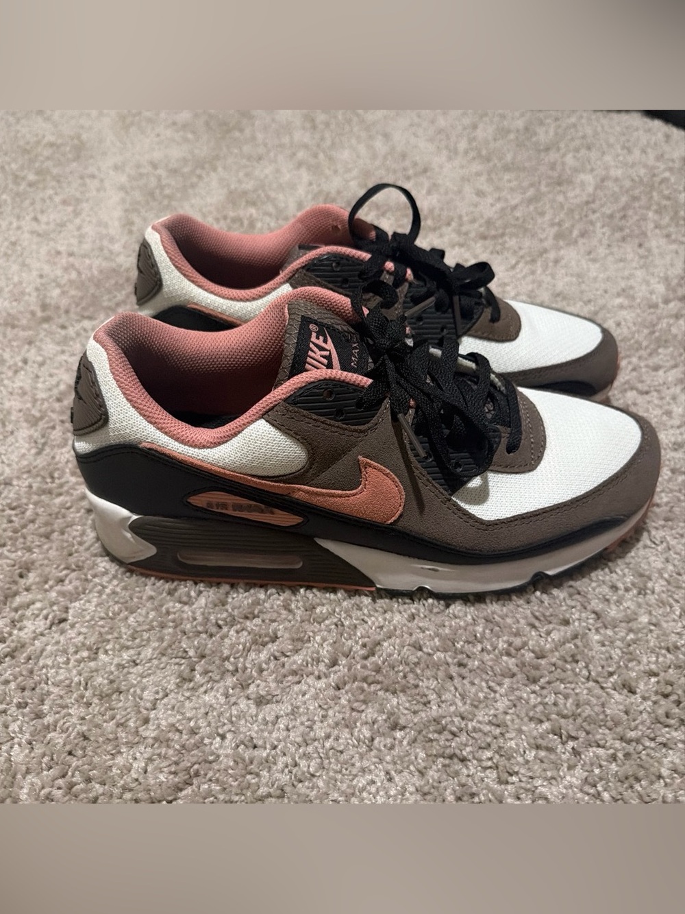 Nike men’s Air Max 90 Low-Top Sneakers in Pink, Brown & White